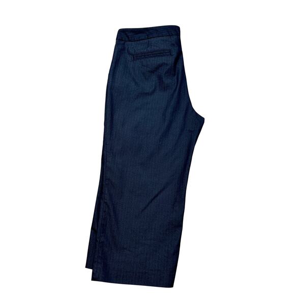 Attention Capri Dress Pant Modern Fit WMNS 14 Navy Pinstripe Cotton Blend Casual - Picture 2 of 11